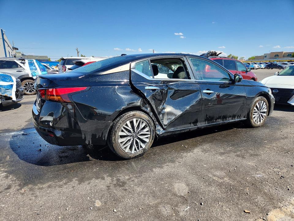 Photo 3 from auction – 2024 NISSAN ALTIMA with VIN 1N4BL4DV3RN432049