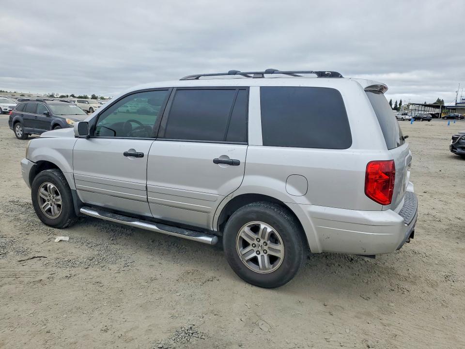 Photo 2 from auction – 2005 HONDA PILOT with VIN 2HKYF18415H554298