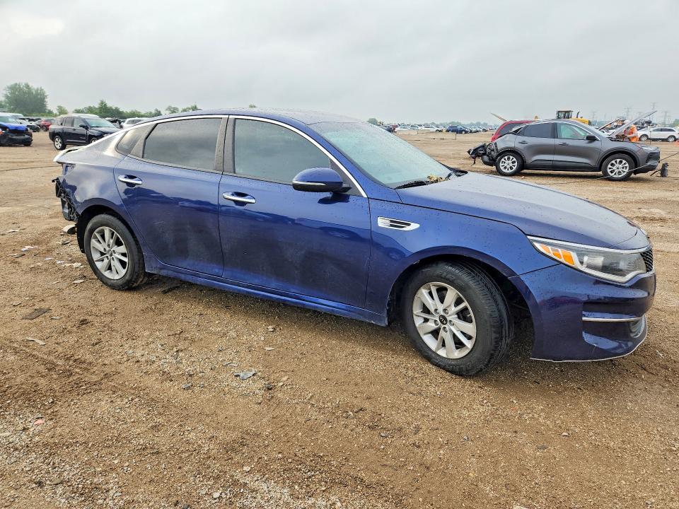 Photo 4 from auction – 2016 KIA OPTIMA with VIN 5XXGT4L30GG115127