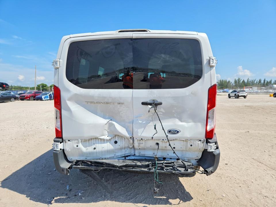 Photo 6 from auction – 2016 FORD TRANSIT with VIN 1FMZK1ZMXGKA97831