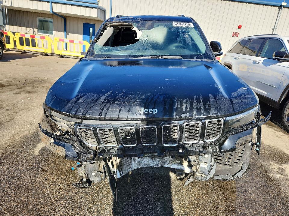 Photo 5 from auction – 2023 JEEP GRAND CHEROKEE with VIN 1C4RJGBG1P8914891