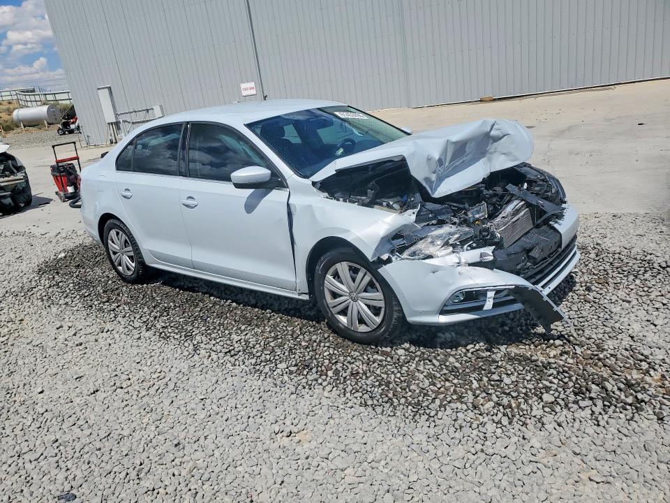 Photo 4 from auction – 2017 VOLKSWAGEN JETTA with VIN 3VW2B7AJ9HM414919