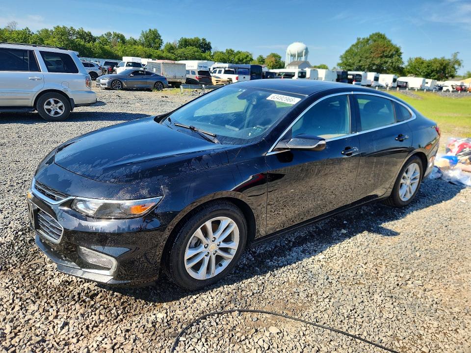 CHEVROLET MALIBU 2018 with VIN 1G1ZD5ST2JF154233 - Photo from auction