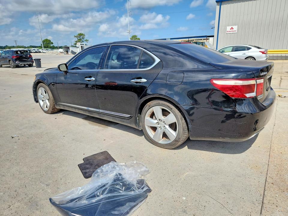 Photo 2 from auction – 2008 LEXUS LS with VIN JTHBL46F885069003