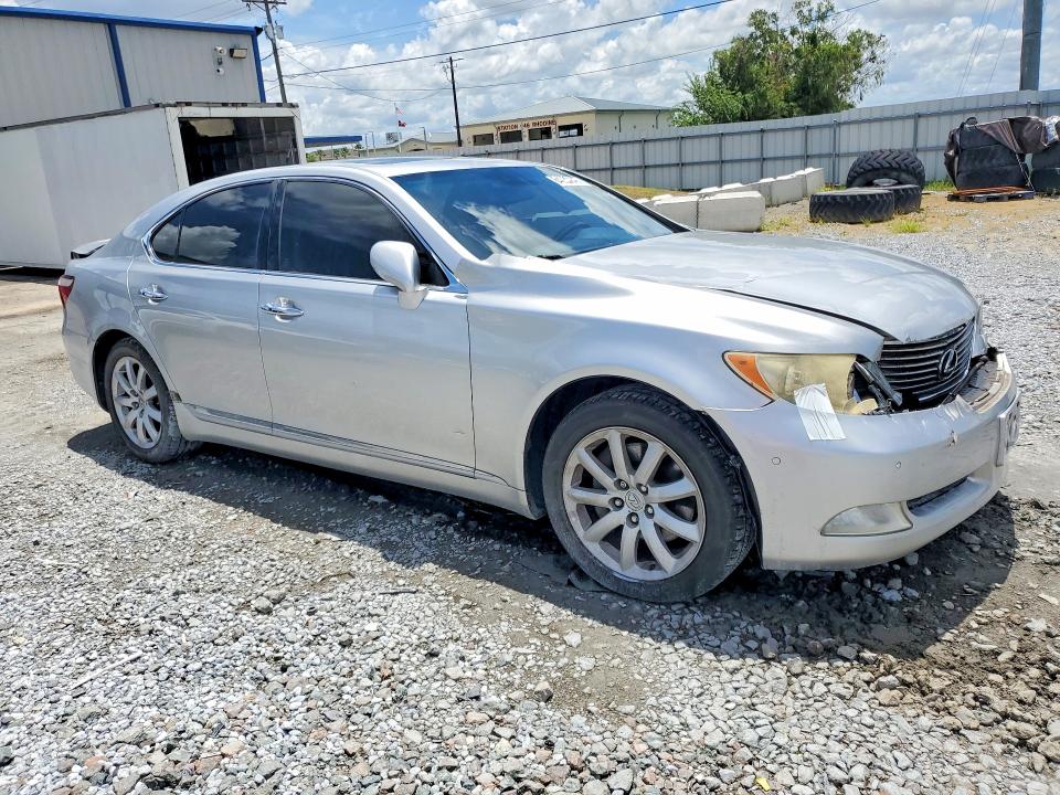 Photo 4 from auction – 2008 LEXUS LS with VIN JTHBL46F285080773