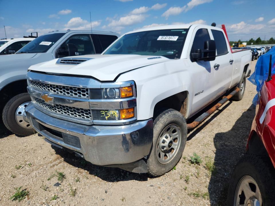 CHEVROLET SILVERADO 2019 with VIN 1GC4KVCY9KF163398 - Photo from auction