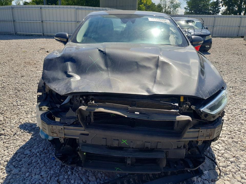 Photo 5 from auction – 2020 FORD FUSION with VIN 3FA6P0CD4LR131544