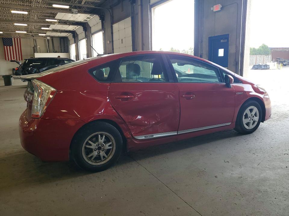 Photo 3 from auction – 2011 TOYOTA PRIUS with VIN JTDKN3DU0B5287662