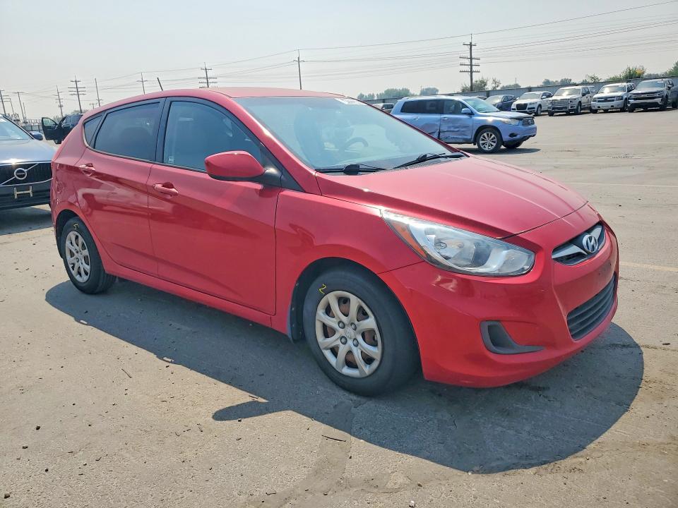 Photo 4 from auction – 2014 HYUNDAI ACCENT with VIN KMHCT5AE8EU193215