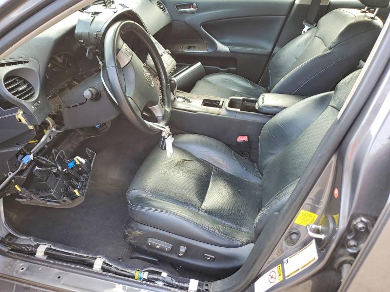 Photo 7 from auction – 2012 LEXUS IS with VIN JTHCF5C20C5060551