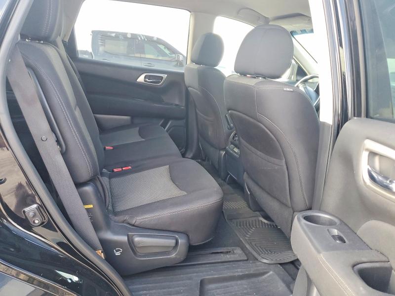 Photo 10 from auction – 2017 NISSAN PATHFINDER with VIN 5N1DR2MM9HC622201