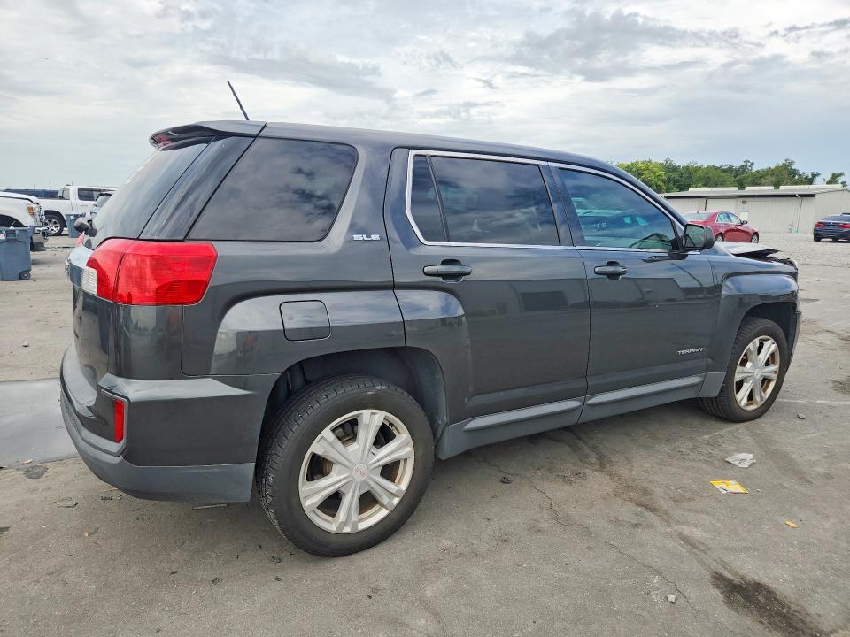 Photo 3 from auction – 2017 GMC TERRAIN with VIN 2GKALMEK8H6345846