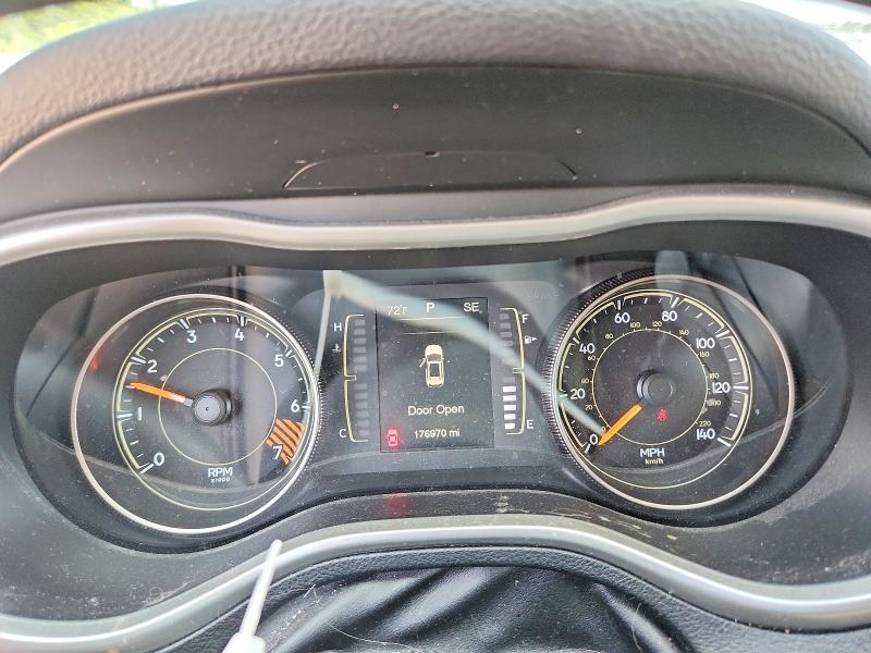 Photo 9 from auction – 2015 JEEP CHEROKEE with VIN 1C4PJLCB9FW532850