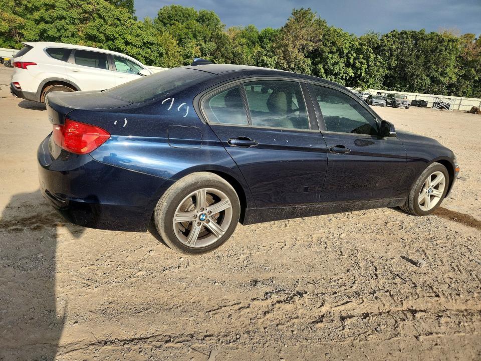 Photo 3 from auction – 2015 BMW 328 with VIN WBA3B5G56FNS18667