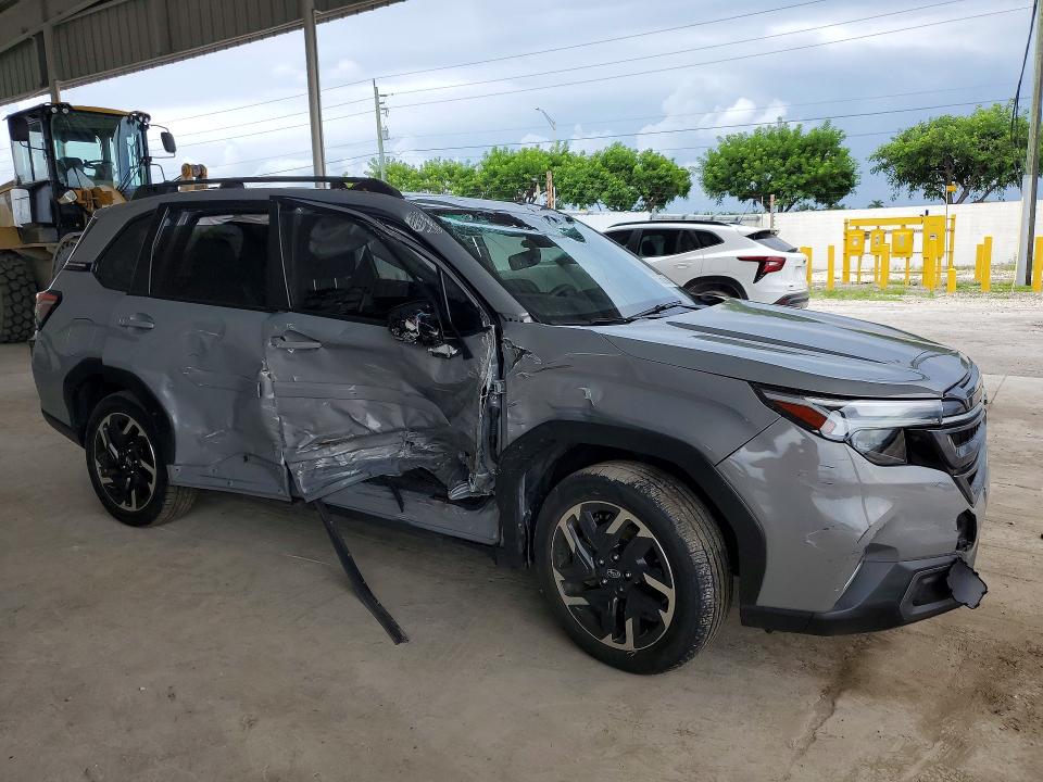 Photo 4 from auction – 2025 SUBARU FORESTER with VIN JF2SLDRC5SH456022