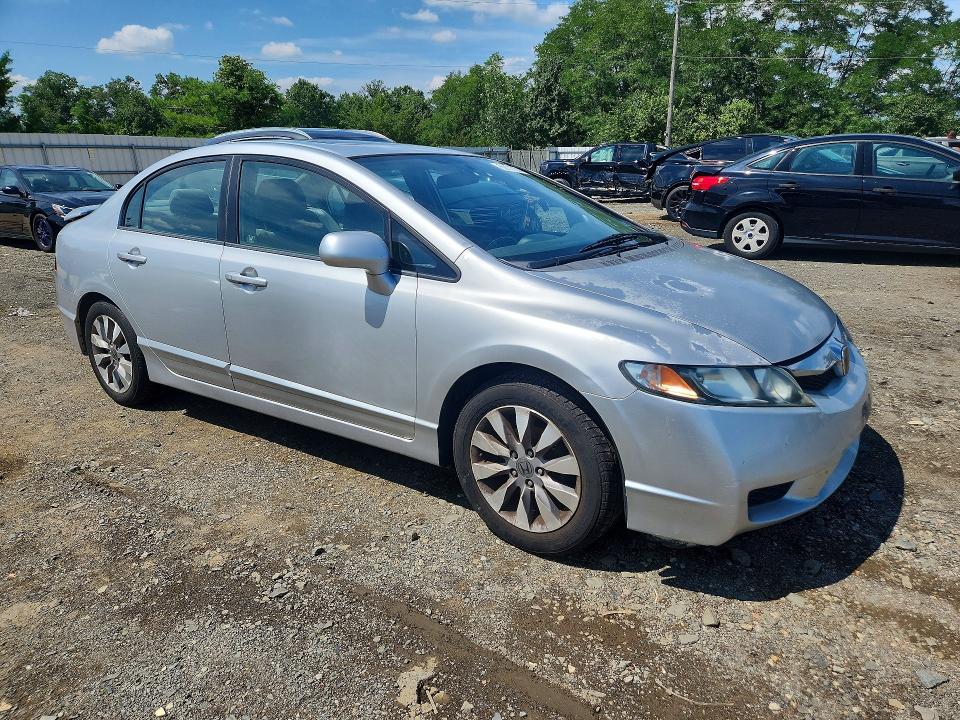 Photo 4 from auction – 2011 HONDA CIVIC with VIN 2HGFA1F88BH543137