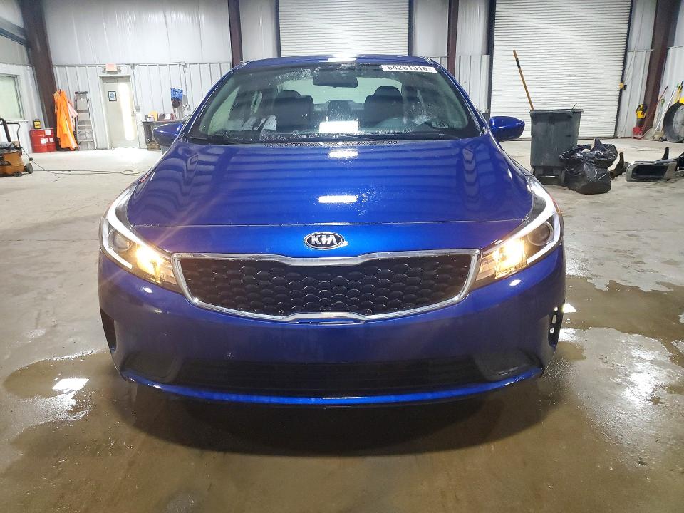 Photo 5 from auction – 2018 KIA FORTE with VIN 3KPFL4A77JE164407