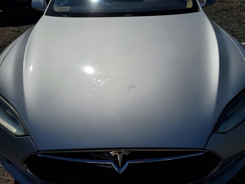 Photo 11 from auction – 2012 TESLA MODEL S with VIN 5YJSA1DN8CFP02395