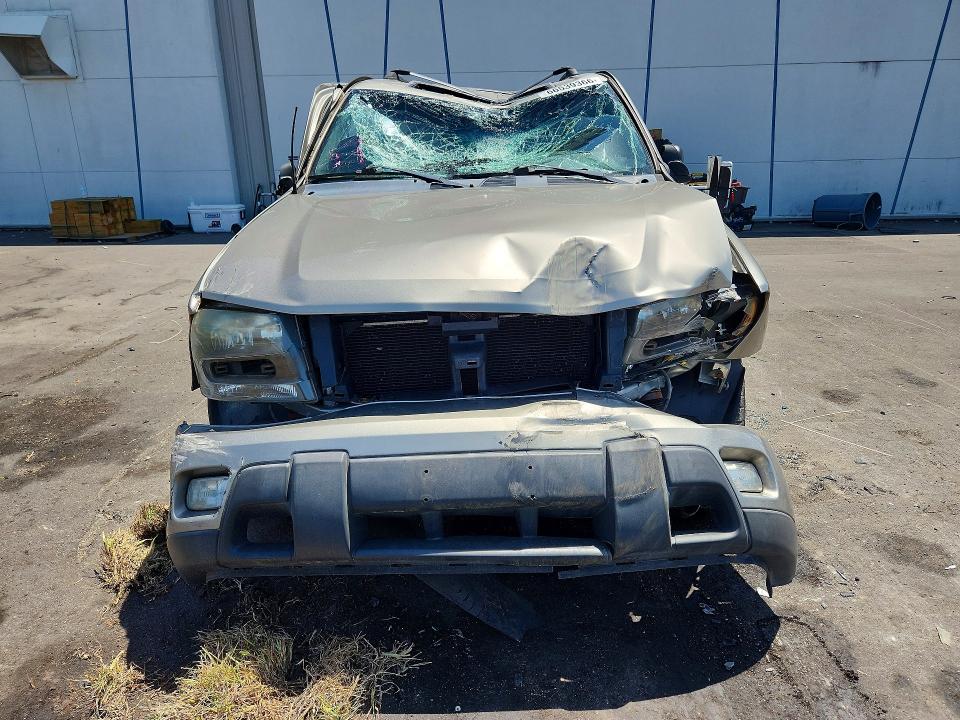 Photo 5 from auction – 2003 CHEVROLET TRAILBLAZER with VIN 1GNDT13S232355151