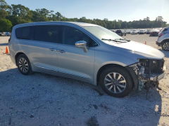 Photo 4 from auction – 2022 CHRYSLER PACIFICA with VIN 2C4RC1S75NR145000