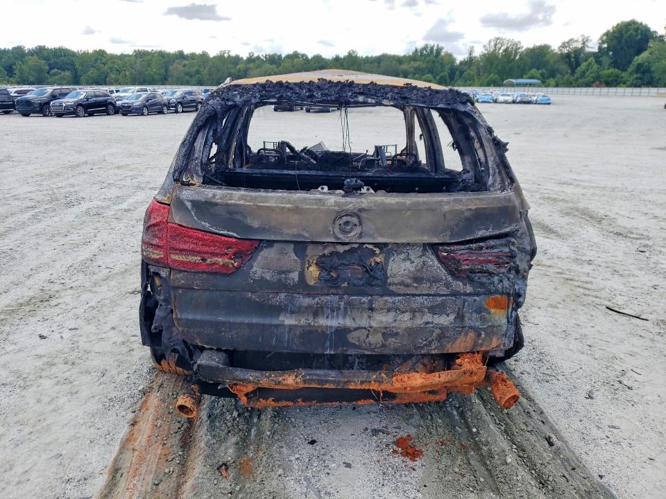 Снимка 6 от търг – 2016 BMW X5 с VIN 5UXKR2C56G0R70414