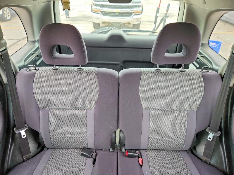 Photo 10 from auction – 2005 TOYOTA RAV4 with VIN JTEGD20V850085683