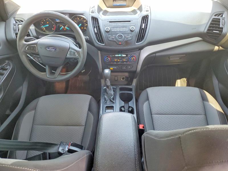 Photo 8 from auction – 2017 FORD ESCAPE with VIN 1FMCU0GD5HUA90420