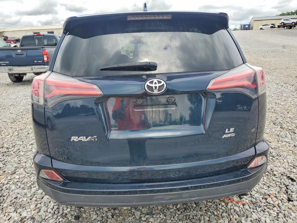 Zdjęcie 6 z aukcji – 2017 TOYOTA RAV4 z VIN JTMBFREV8HD219888