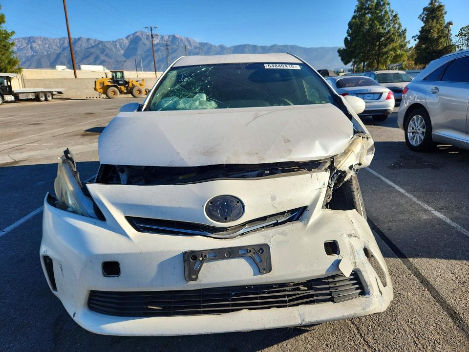 Photo 5 from auction – 2012 TOYOTA PRIUS V with VIN JTDZN3EU8C3045051