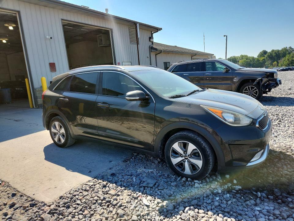 Снимка 4 от търг – 2018 KIA NIRO с VIN KNDCC3LC4J5124417