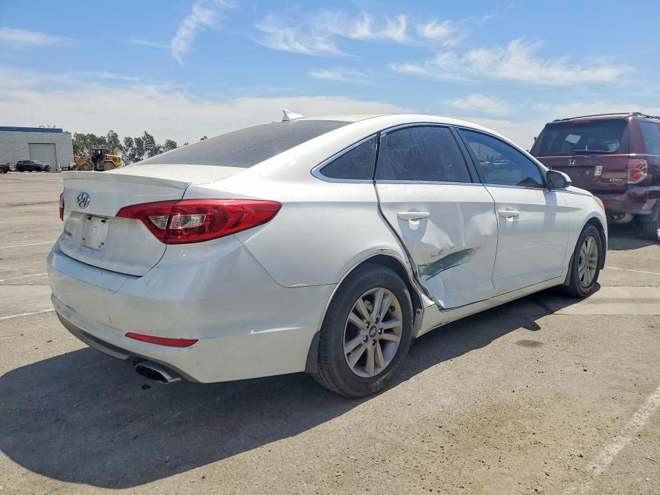 Photo 3 from auction – 2015 HYUNDAI SONATA with VIN 5NPE24AF2FH047312
