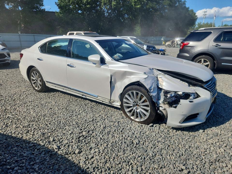 Photo 4 from auction – 2016 LEXUS LS with VIN JTHDL5EF6G5007775