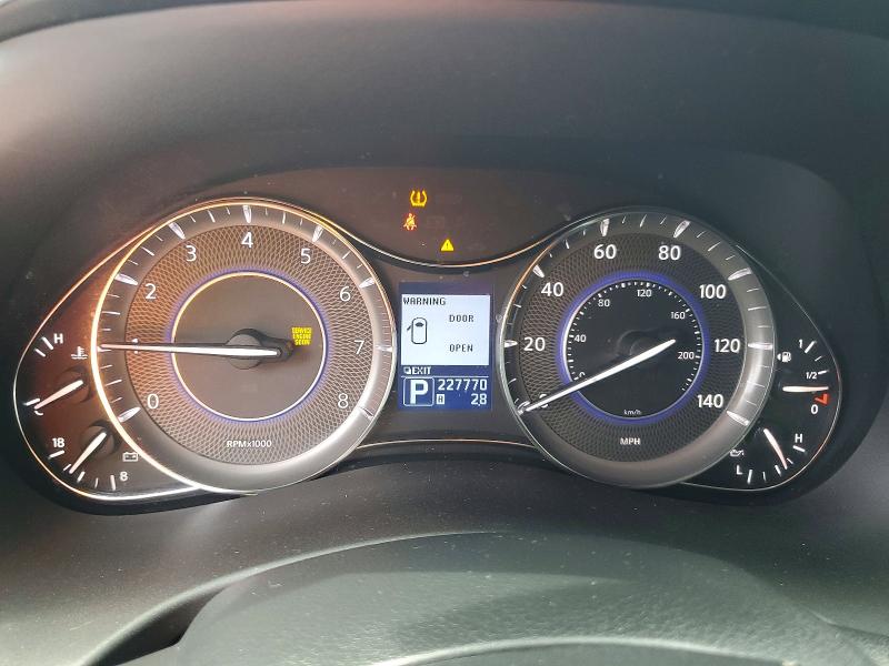 Photo 9 from auction – 2011 INFINITI QX56 with VIN JN8AZ2NC1B9300285