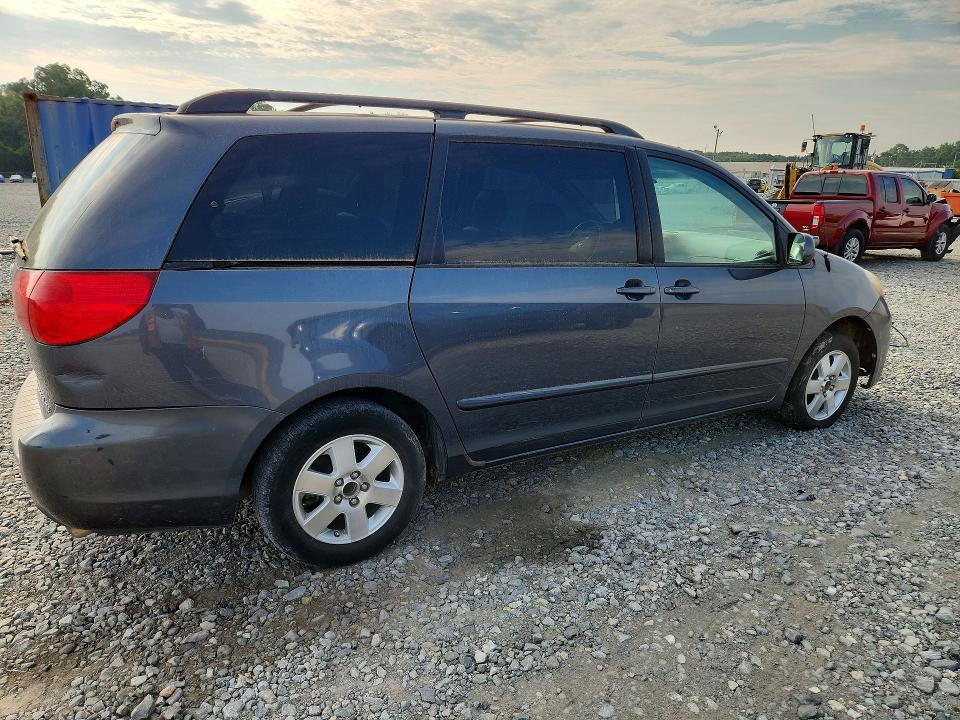 Photo 3 from auction – 2009 TOYOTA SIENNA with VIN 5TDZK22C99S260301