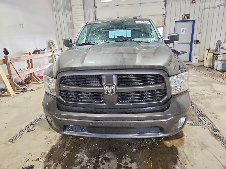 Photo 5 from auction – 2016 RAM 1500 with VIN 3C6RR7LT2GG263034