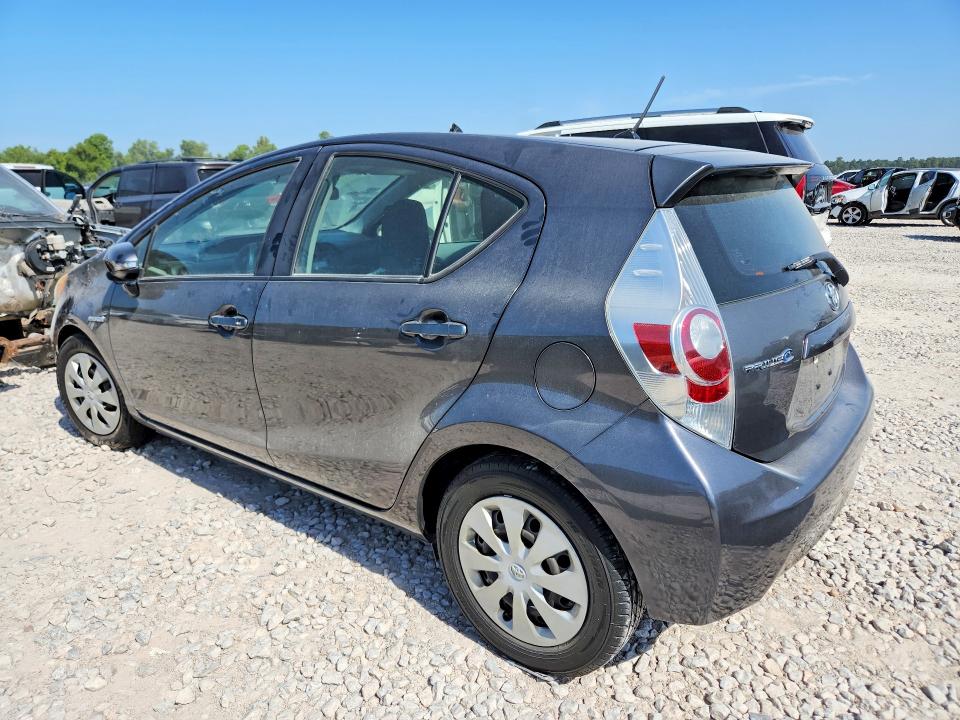 Photo 2 from auction – 2014 TOYOTA PRIUS C with VIN JTDKDTB34E1559395