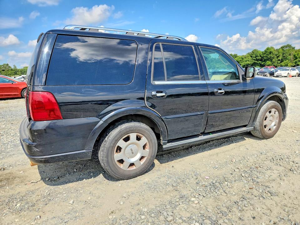 Photo 3 from auction – 2006 LINCOLN NAVIGATOR with VIN 5LMFU27506LJ28296