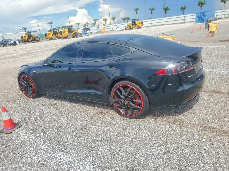 Photo 2 from auction – 2017 TESLA MODEL S with VIN 5YJSA1E47HF200717