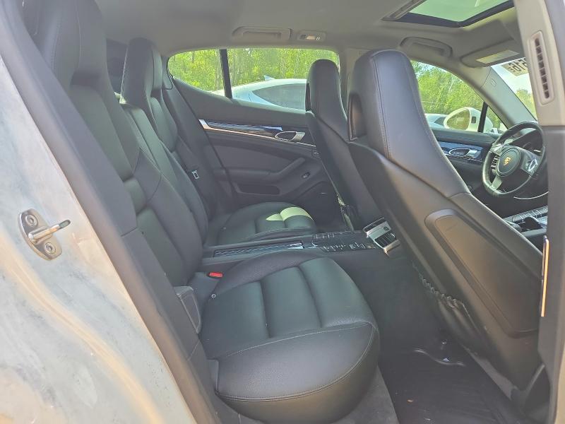 Photo 10 from auction – 2014 PORSCHE PANAMERA with VIN WP0AD2A73EL044211