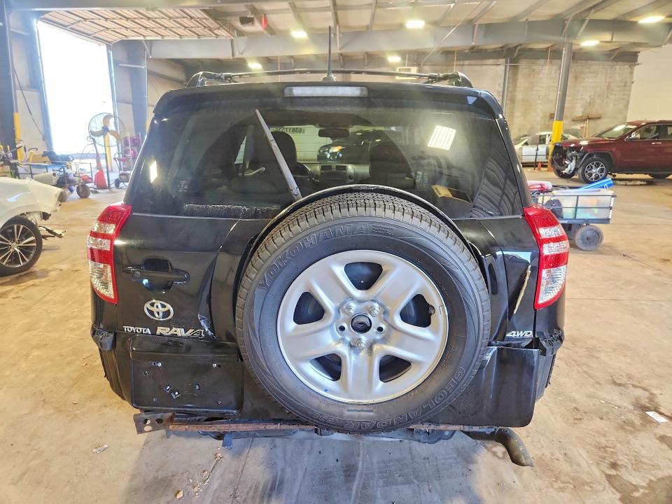 Photo 6 from auction – 2010 TOYOTA RAV4 with VIN JTMDF4DV2A5022311
