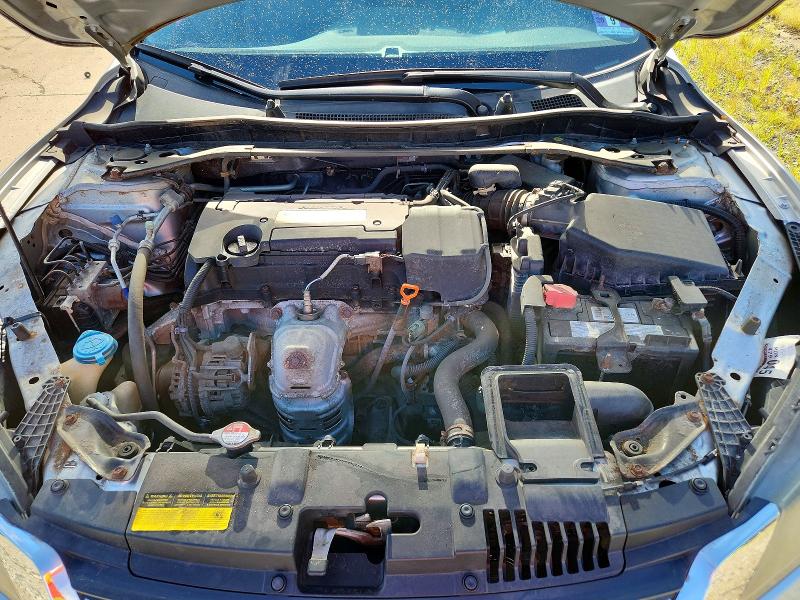 Photo 11 from auction – 2015 HONDA ACCORD with VIN 1HGCR2F83FA174144