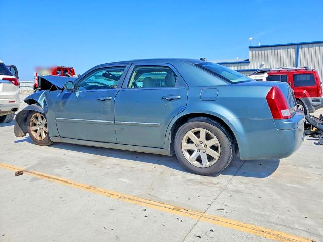 صورة رقم 2 من المزاد - 2006 CHRYSLER 300 مع VIN 2C3LA53G76H115039