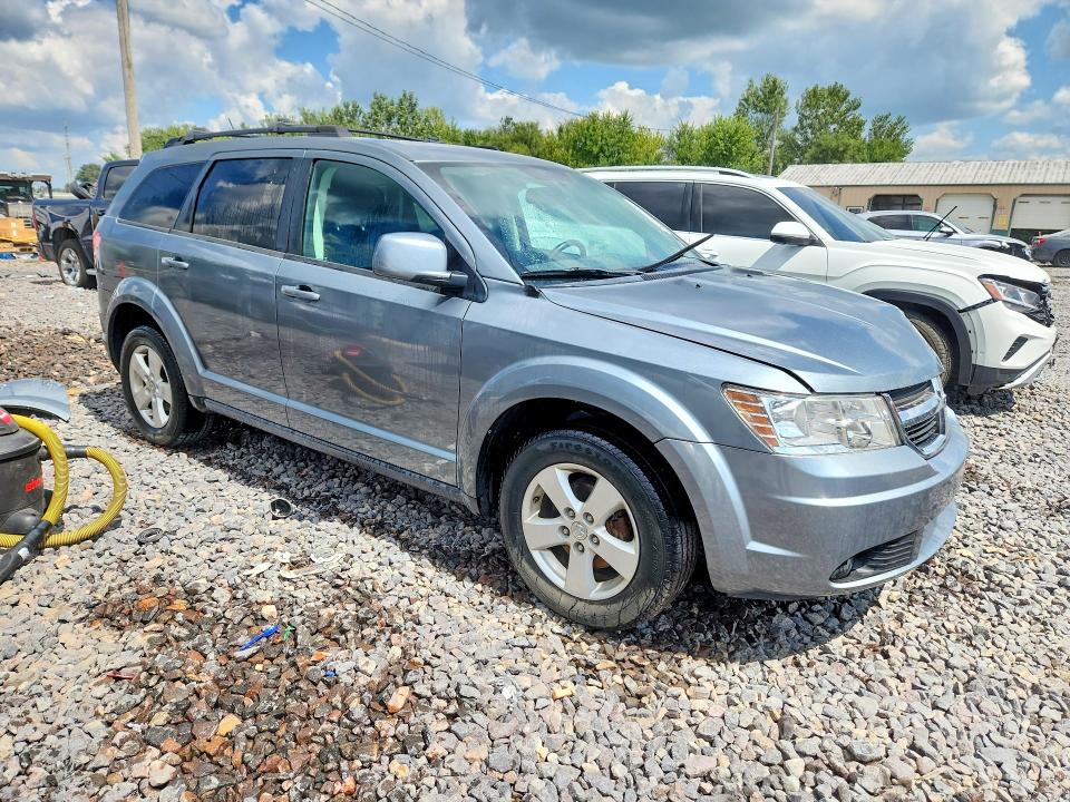 Снимка 4 от търг – 2010 DODGE JOURNEY с VIN 3D4PG5FV2AT236618