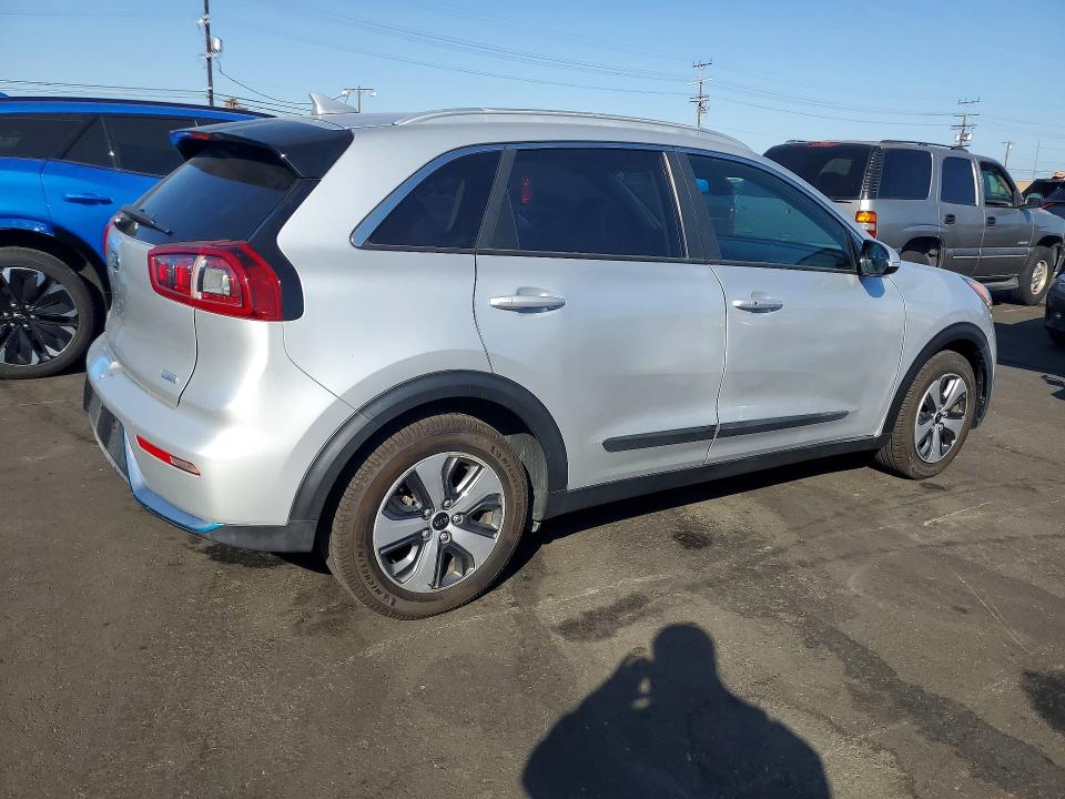 Photo 3 from auction – 2019 KIA NIRO with VIN KNDCD3LD3K5332294