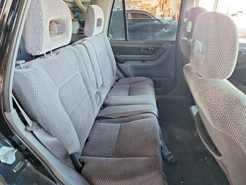 Photo 11 from auction – 1998 HONDA CR-V with VIN JHLRD1869WC098322