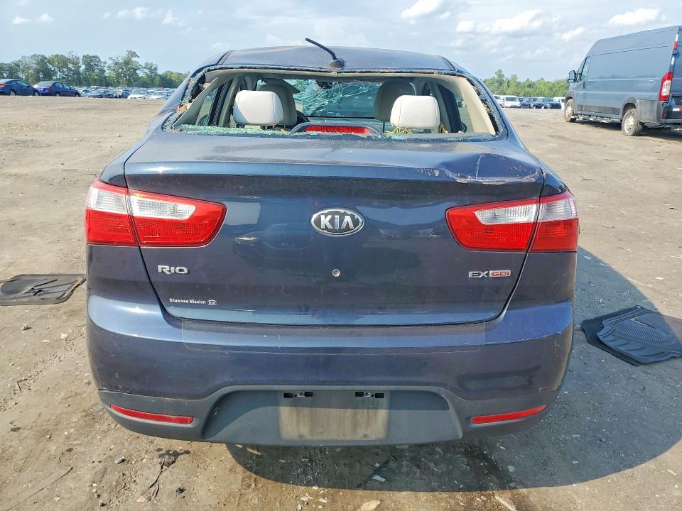 Photo 6 from auction – 2013 KIA RIO with VIN KNADN4A31D6200968