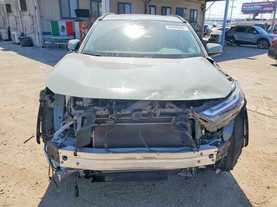 Photo 5 from auction – 2022 TOYOTA RAV4 with VIN 4T3B6RFV6NU099943