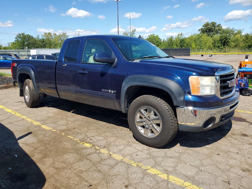 Photo 4 from auction – 2010 GMC SIERRA with VIN 1GTSKWE00AZ174405