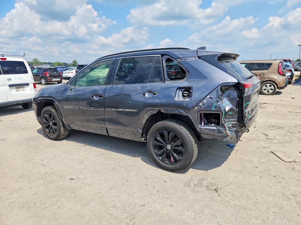Photo 2 from auction – 2022 TOYOTA RAV4 with VIN JTM16RFV0ND069409