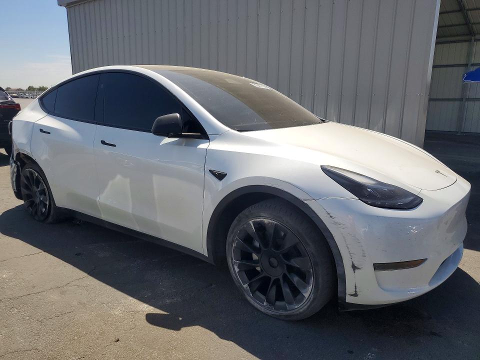 Photo 4 from auction – 2024 TESLA MODEL Y with VIN 7SAYGDED0RF110114